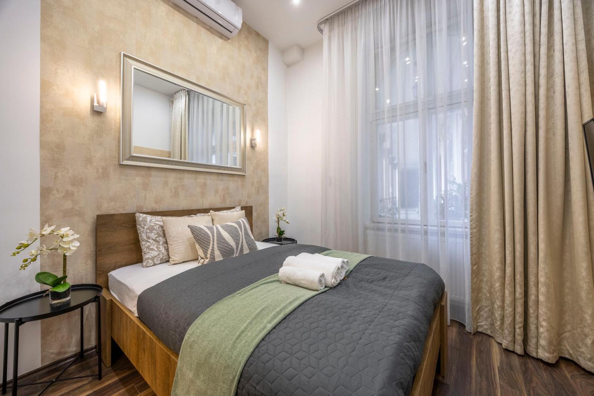 Exclusive & Charming Center W' Sauna Budapest